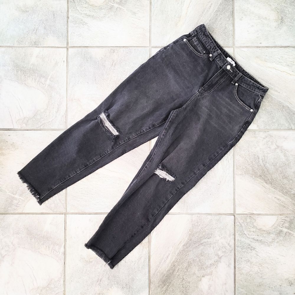 BP Black Mom Jean Women's Size 30 Distressed Knees, Size 30